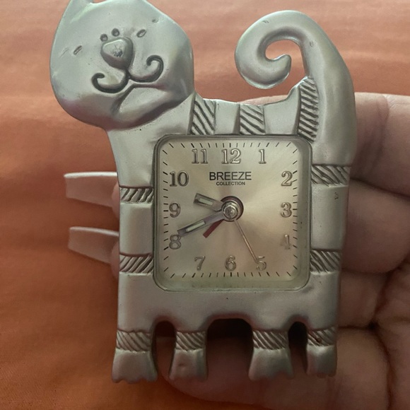 Cat standing clock Breeze collection - Picture 6 of 13